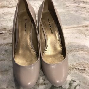 SOLD!Bandolino Pumps 6.5 3 inch heel Clean!